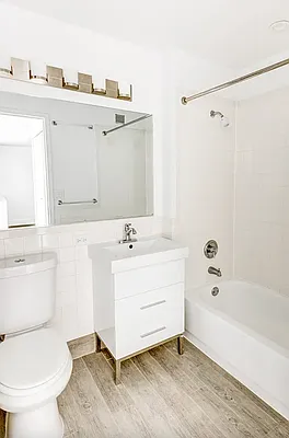 Rented by Mayell LLC | media 10