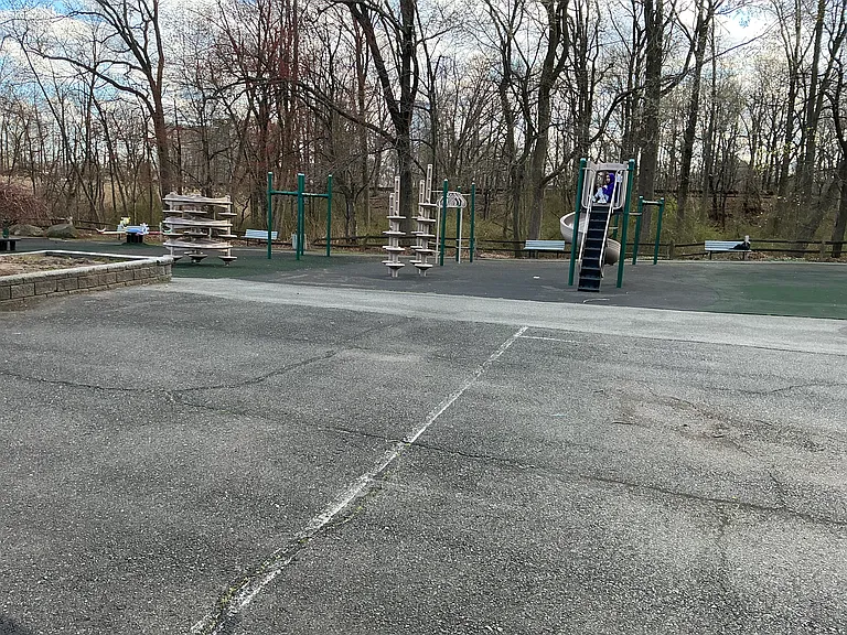2195 N Central Rd #5A — Photo 24