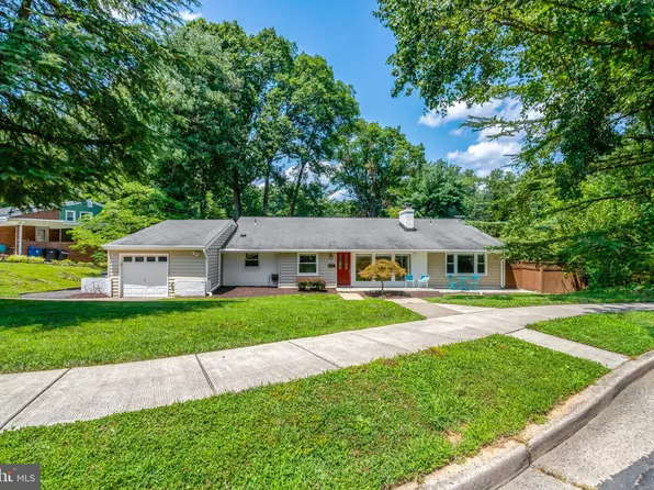 5919 Kelley Ct, Alexandria, VA 22312