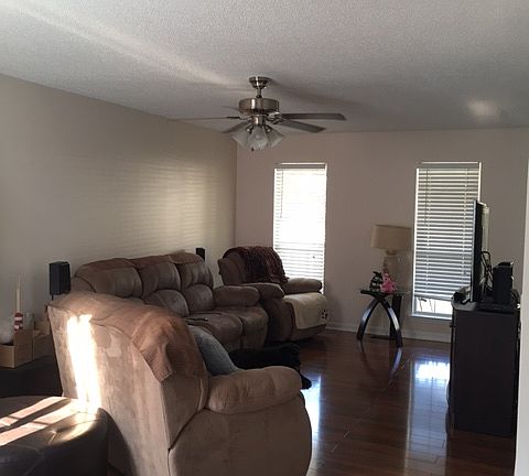 4th image of 6 Piedmont Ln