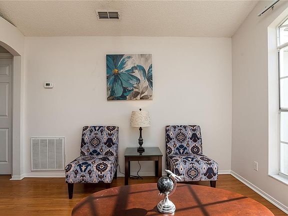 4th image of 2186 Duval Ct