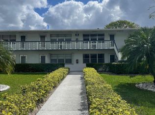 376 Windsor Q, West Palm Beach, FL 33417