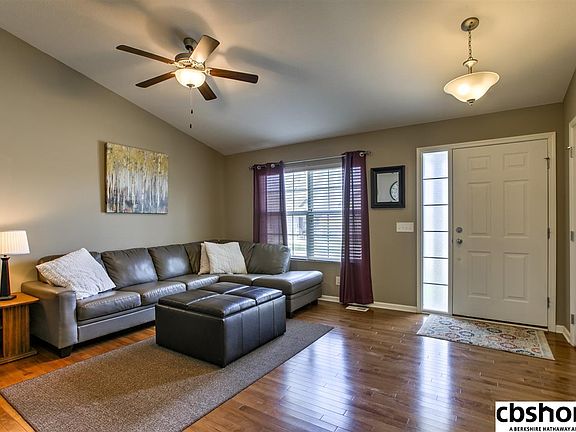5th image of 21439 Hampton Dr
