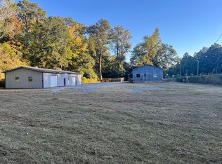 160 Crimson Dr, Gilbertown, AL 36908