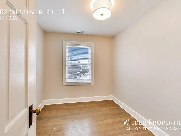 102 Westover Rd #1 — Photo 17
