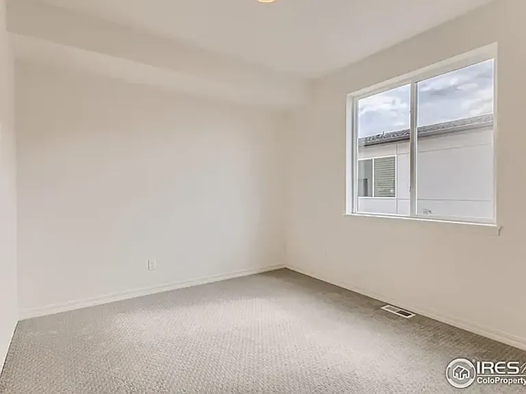6440 Rolling Creek Dr — Photo 30