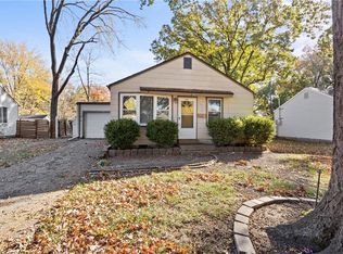 7611 Foster St, Overland Park, KS 66204