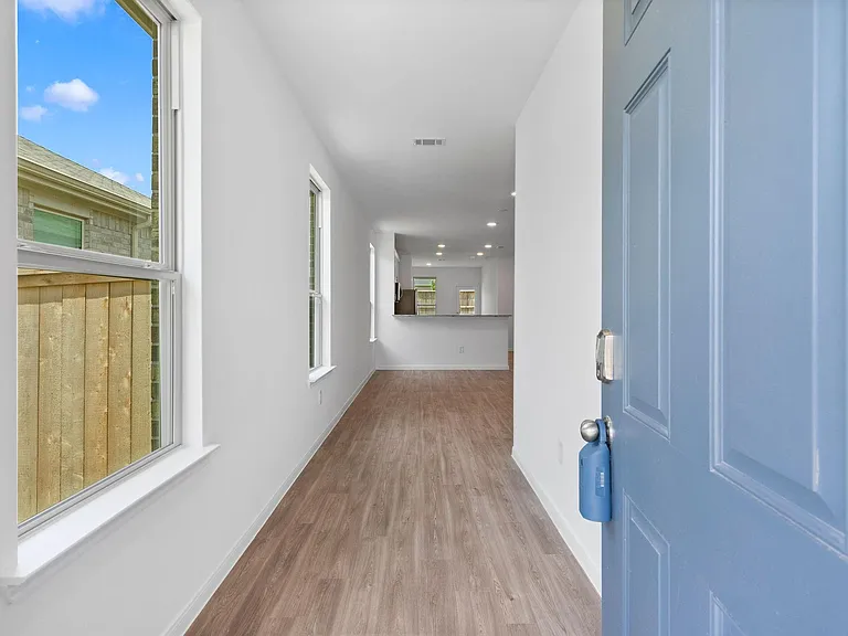 14543 Cedar Ledge Ln — Photo 4