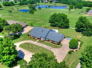 9 Country Club Rd, Shawnee, OK 74801