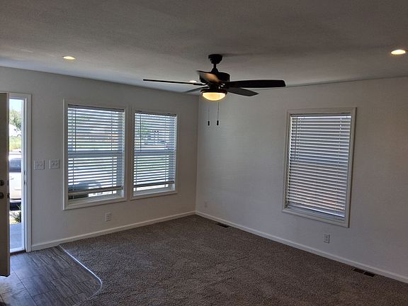 3rd image of 1412 Ouray Ave