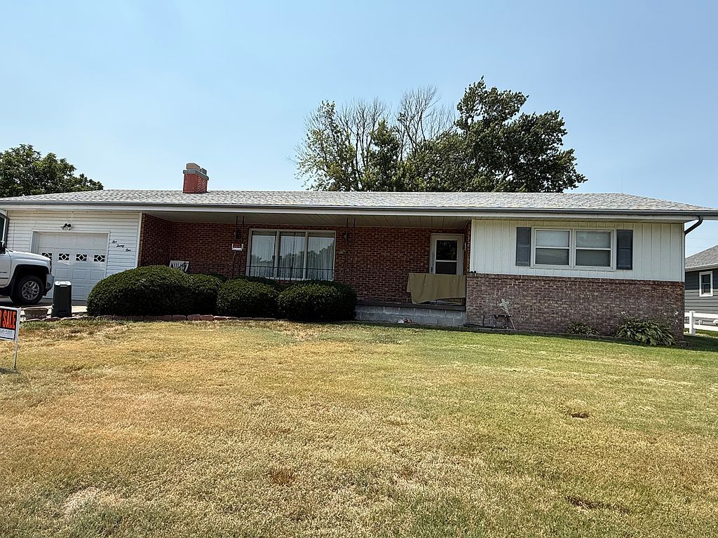 521 N 9th St - Property Image