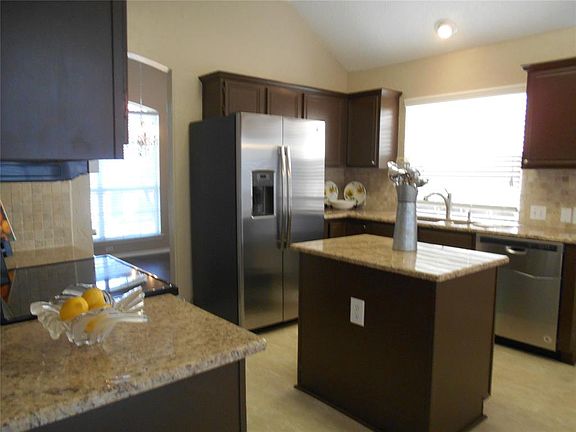 5th image of 4716 Frost Hollow Dr