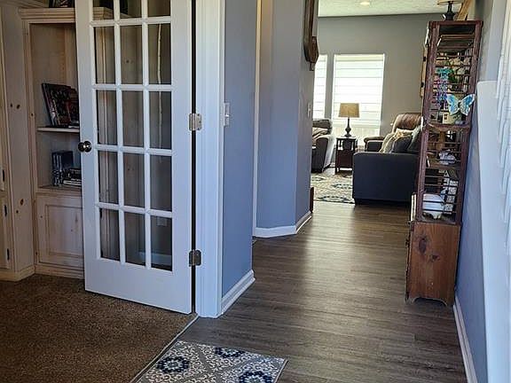 3rd image of 3921 Woodworth Dr