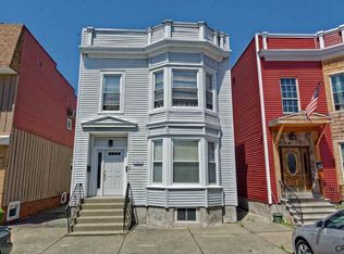 1815 4th Ave, Watervliet, NY 12189