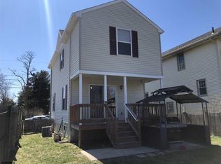 6 W Lindley Ave, Pleasantville, NJ 08232