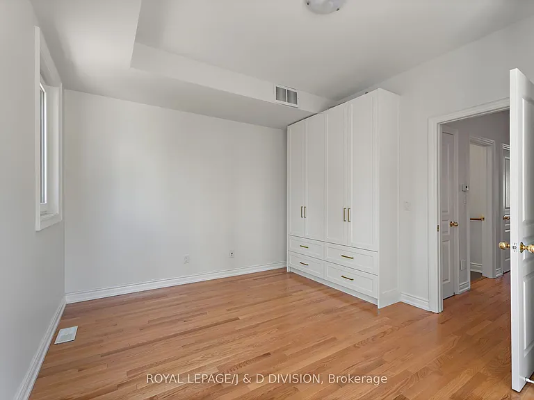 102 Earl Pl — Photo 24
