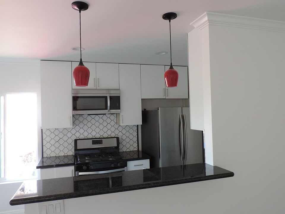 1st image of 4807 Sawtelle Blvd APT 7