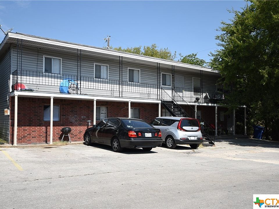1st image of 900-908 S 15th St
