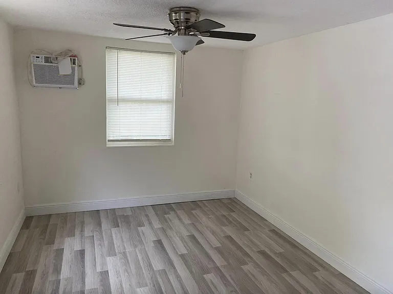 1310 Atlantic Ave #B — Photo 2
