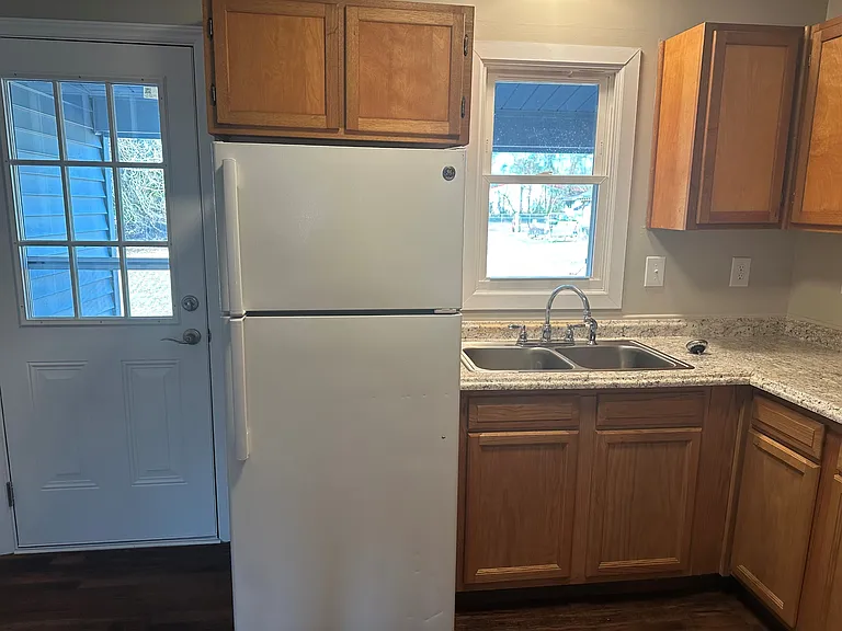 3204 Deer Path Cir — Photo 4