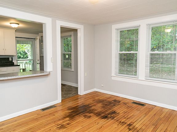 5th image of 508 Robbins Ave NW