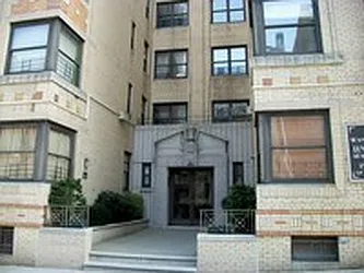 251 Seaman Avenue in Inwood