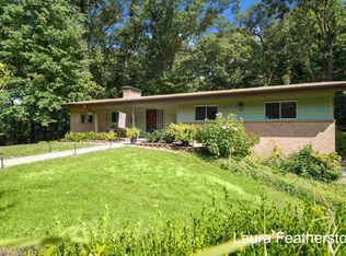 122 Forest Hill Ave SE, Grand Rapids, MI 49546