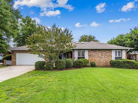 2nd image of 3887 Bay Wind Dr