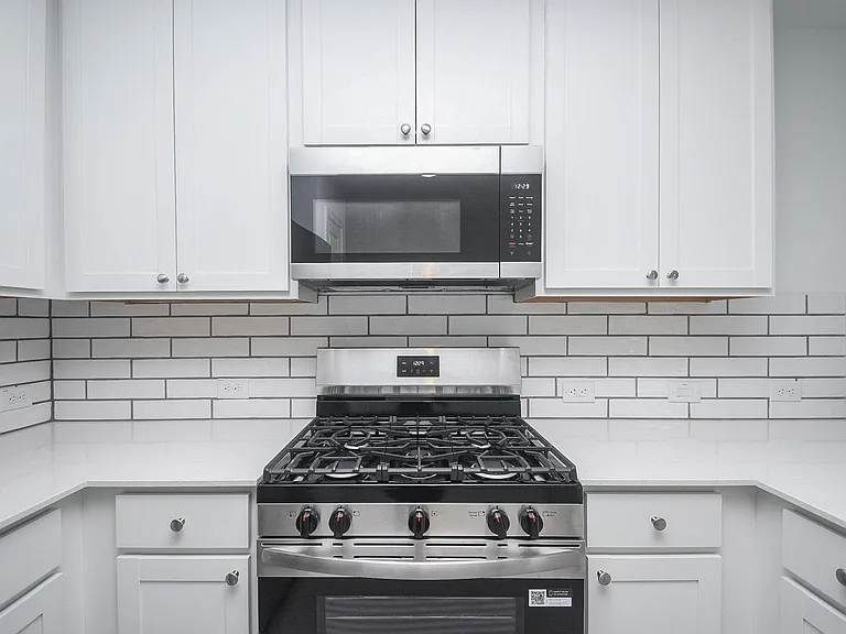 923 Capracotta Dr — Photo 11