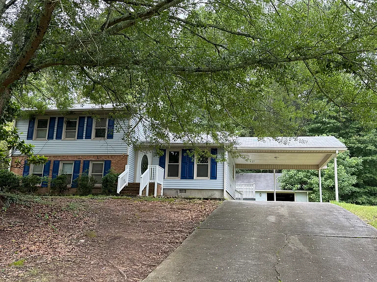 2691 Falcon Ridge Dr — Photo 1