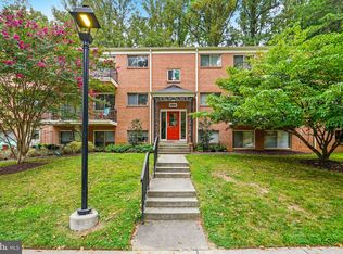 10644 Weymouth St #W103, Bethesda, MD 20814