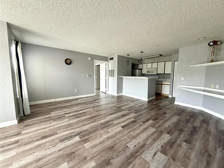 2210 Grand Cayman Ct #1725 — Photo 2
