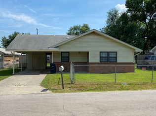 1213 E Wayne St, Shawnee, OK 74801