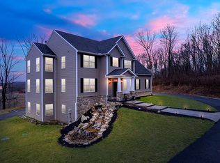 1055 Chaintown Rd, Scottdale, PA 15683