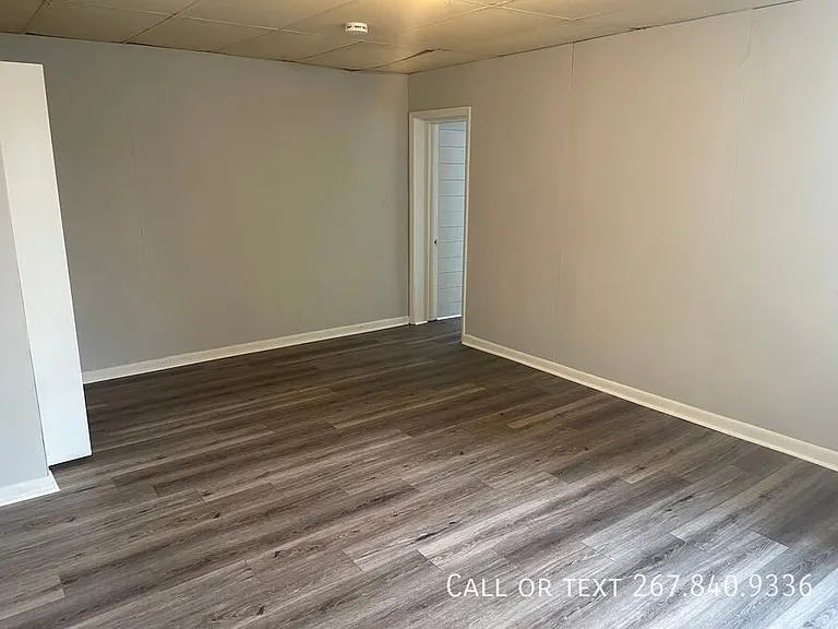 132 N King St #UPSTAIRS — Photo 13
