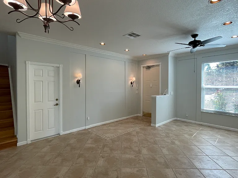 4857 Victoria Cir — Photo 10