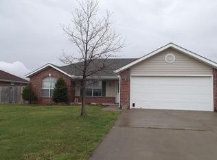 2302 SW 16th St, Bentonville, AR 72712