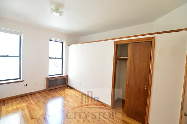 Rented by City Stop Realty | media 15