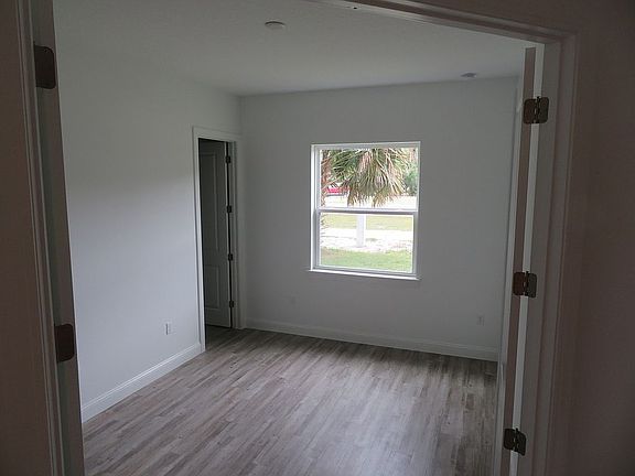 4th image of 15 Pine Haven Dr Unit A