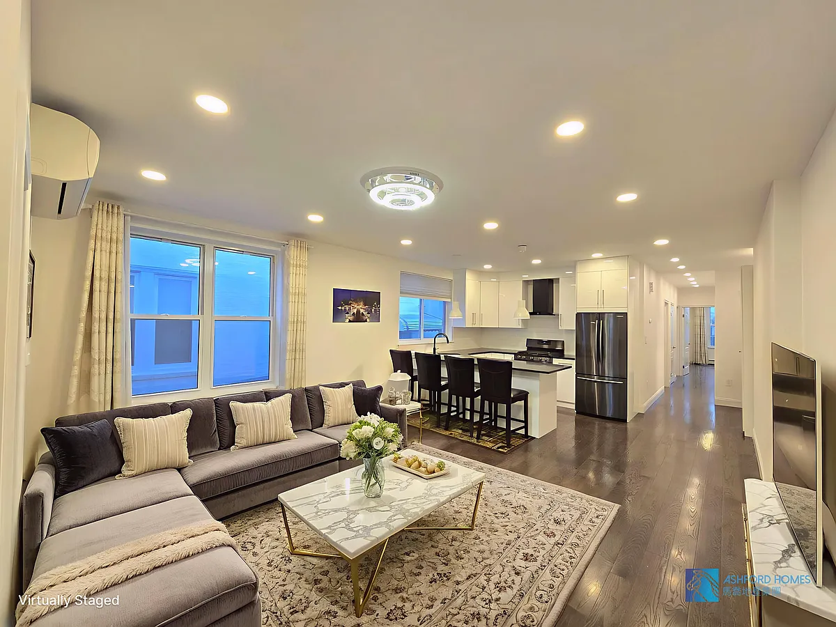 Building Photo - 4142 Bedford Ave #1