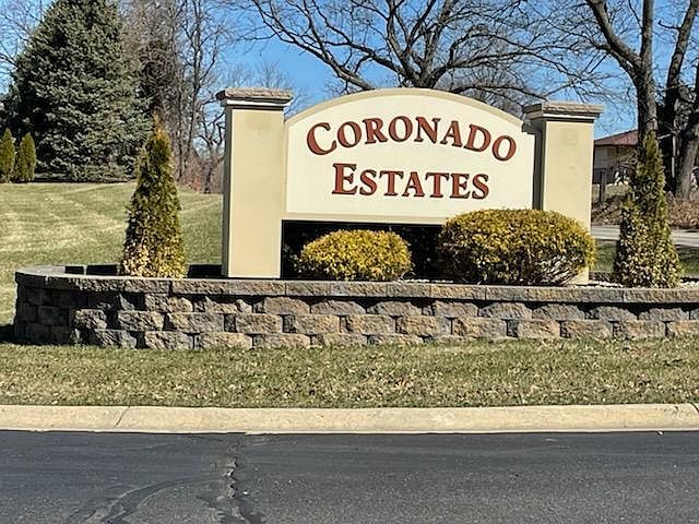 1st image of 2 Coronado Dr
