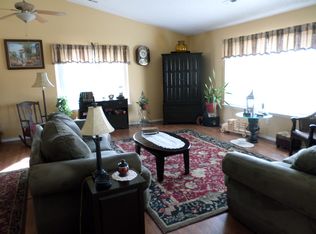 2124 NW Eucalyptus Dr, Hermiston, OR 97838