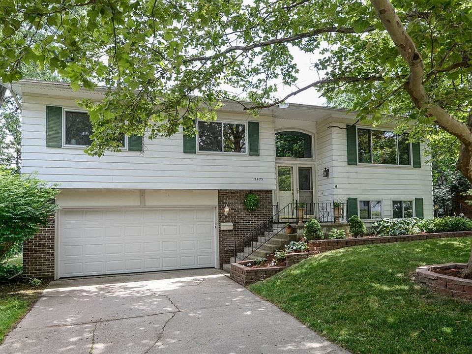 1st image of 2423 Dundee Dr