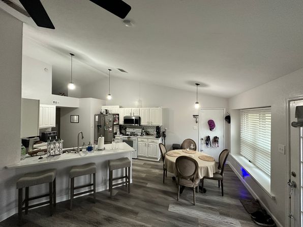 1309 Mullins Dr