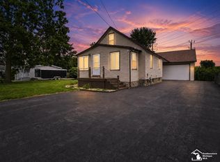 1706 Hemlock St, Monroe, MI 48162
