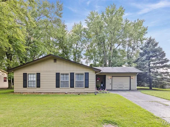 128 Alice Dr, O Fallon, IL 62269