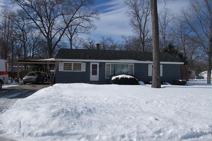 1st image of 3537 Chippewa Dr