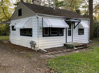 323 W Chestnut St, Silver Lake, WI 53170