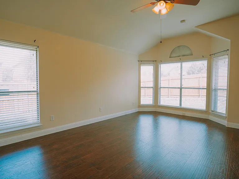 3240 Paseo — Photo 41
