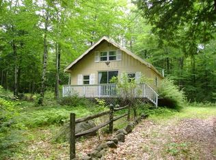 91 Musson Rd, Raymond, ME 04071